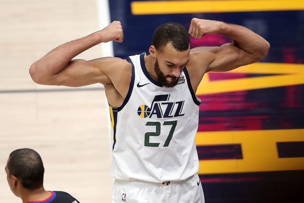 Rudy gobert taille pied 