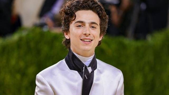 Timothée chalamet taille 