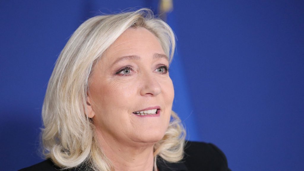 Quel âge marine le pen 