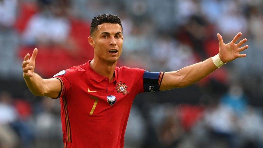 Pourquoi ronaldo ne joue pas 