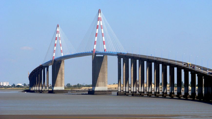 Hauteur pont saint nazaire