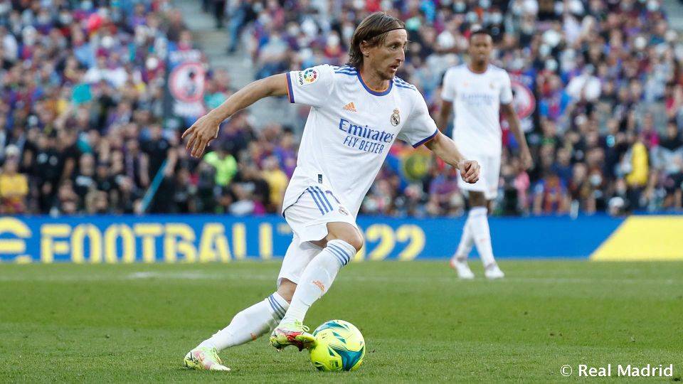 Modric taille poids