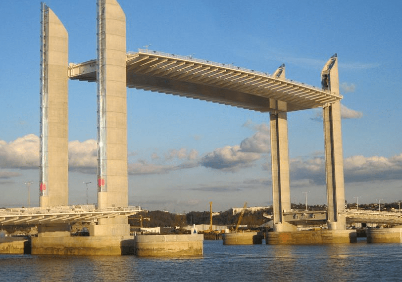 Accident pont chaban delmas