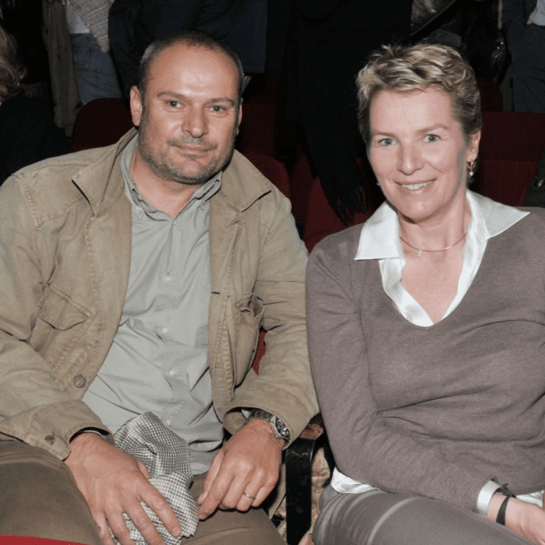 Sitemapcdatahttpsmodeinf Inetcomnouveau Compagnon Elise Lucet